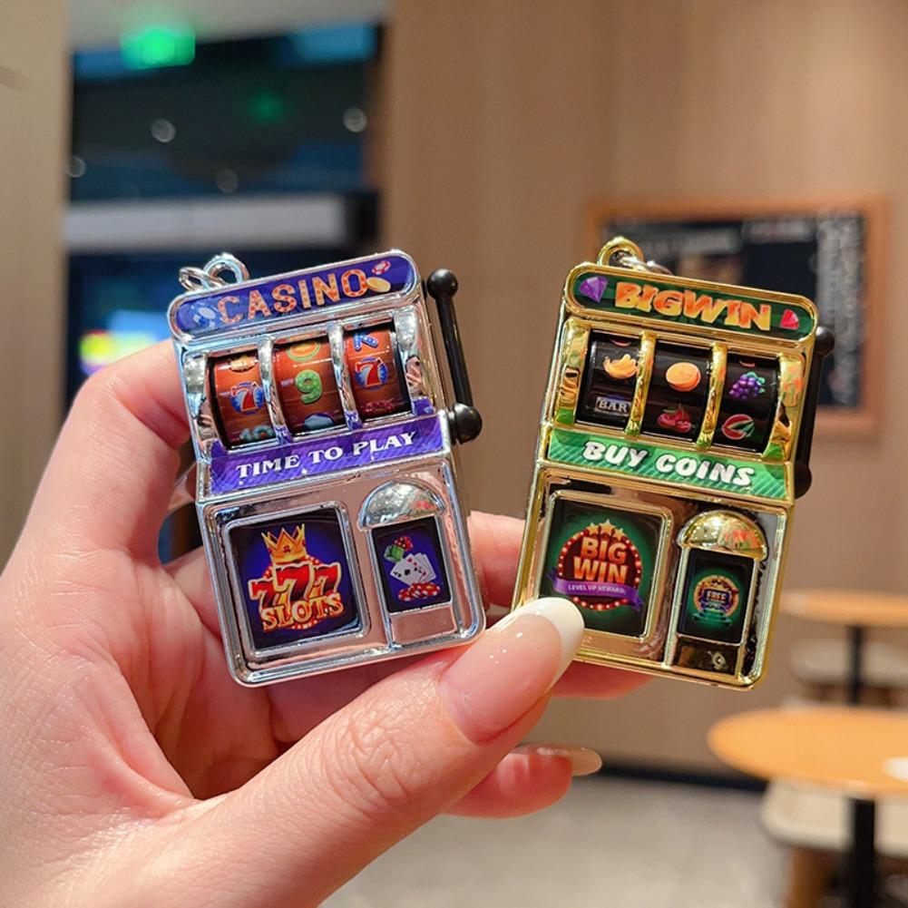 Fashion Slot Machine Keychain  - огляд і ціна Fruit Slot Machine