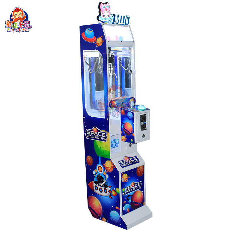 Mini Claw Machine Small Toys C - огляд і ціна Arcade Prize Vending Machine